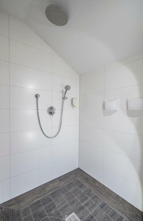 רוסט Villa Scandic Apartments מראה חיצוני תמונה
